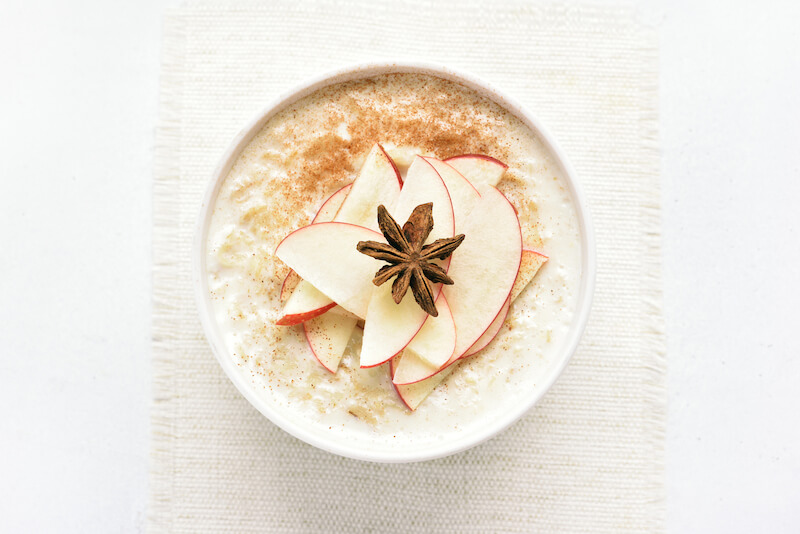 Kasza jaglana - słodki posiłek po bieganiu Co jeść po bieganiu? Kasza jaglana z jabłkiem